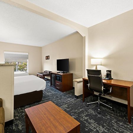 Comfort Suites Kansas City-Liberty Dış mekan fotoğraf