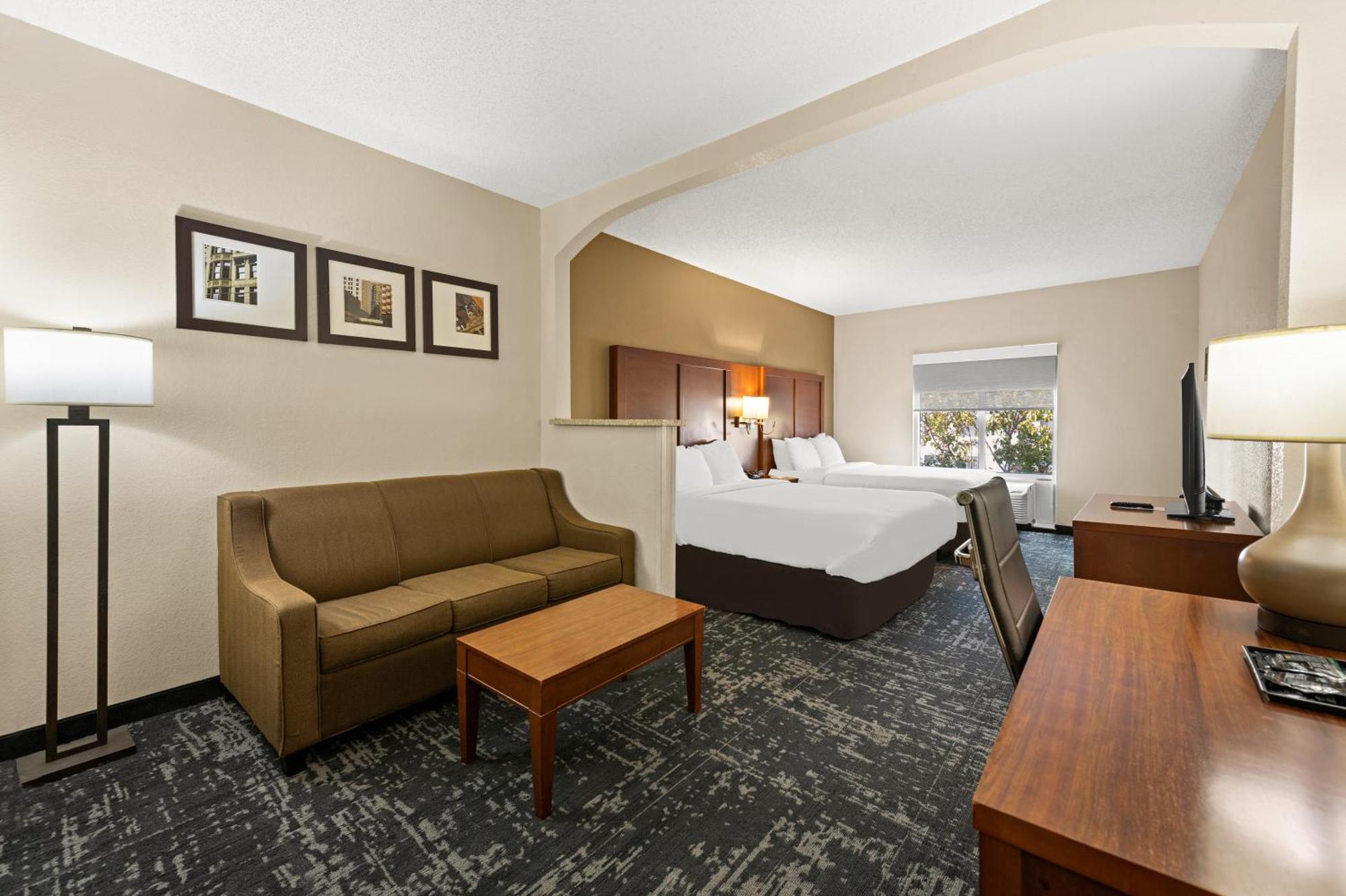 Comfort Suites Kansas City-Liberty Dış mekan fotoğraf