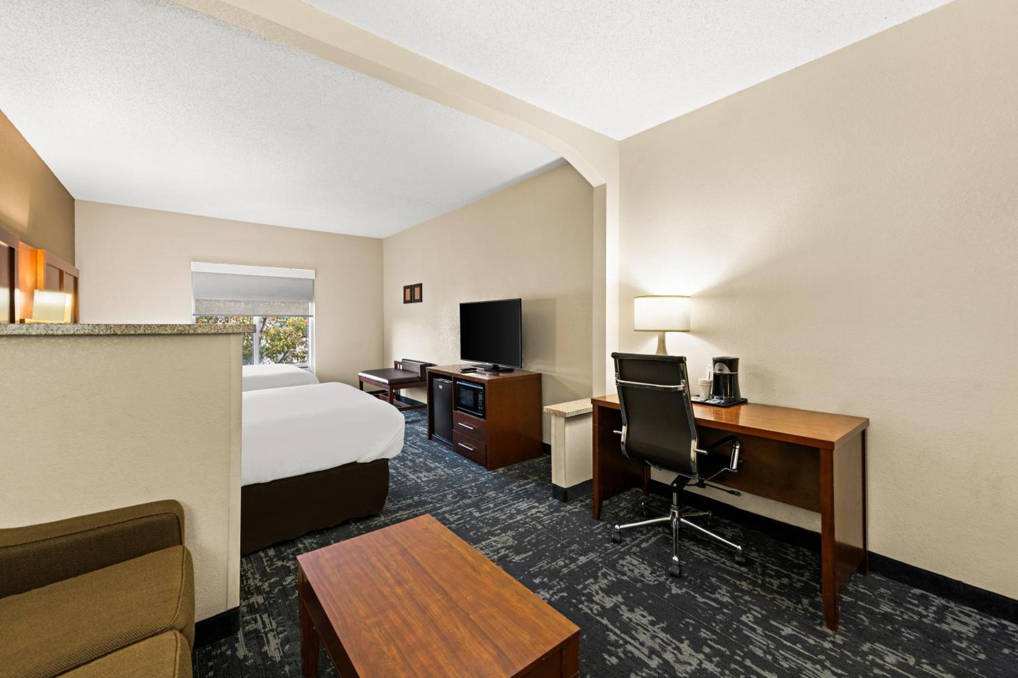 Comfort Suites Kansas City-Liberty Dış mekan fotoğraf