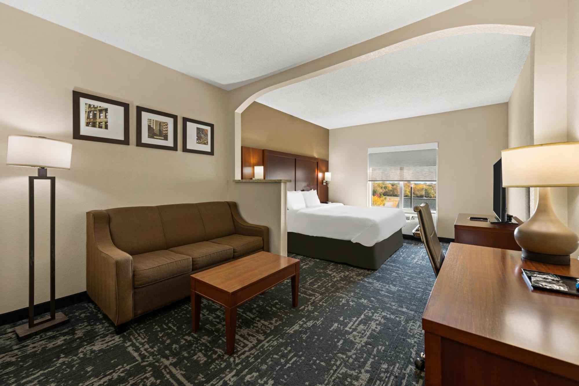 Comfort Suites Kansas City-Liberty Dış mekan fotoğraf